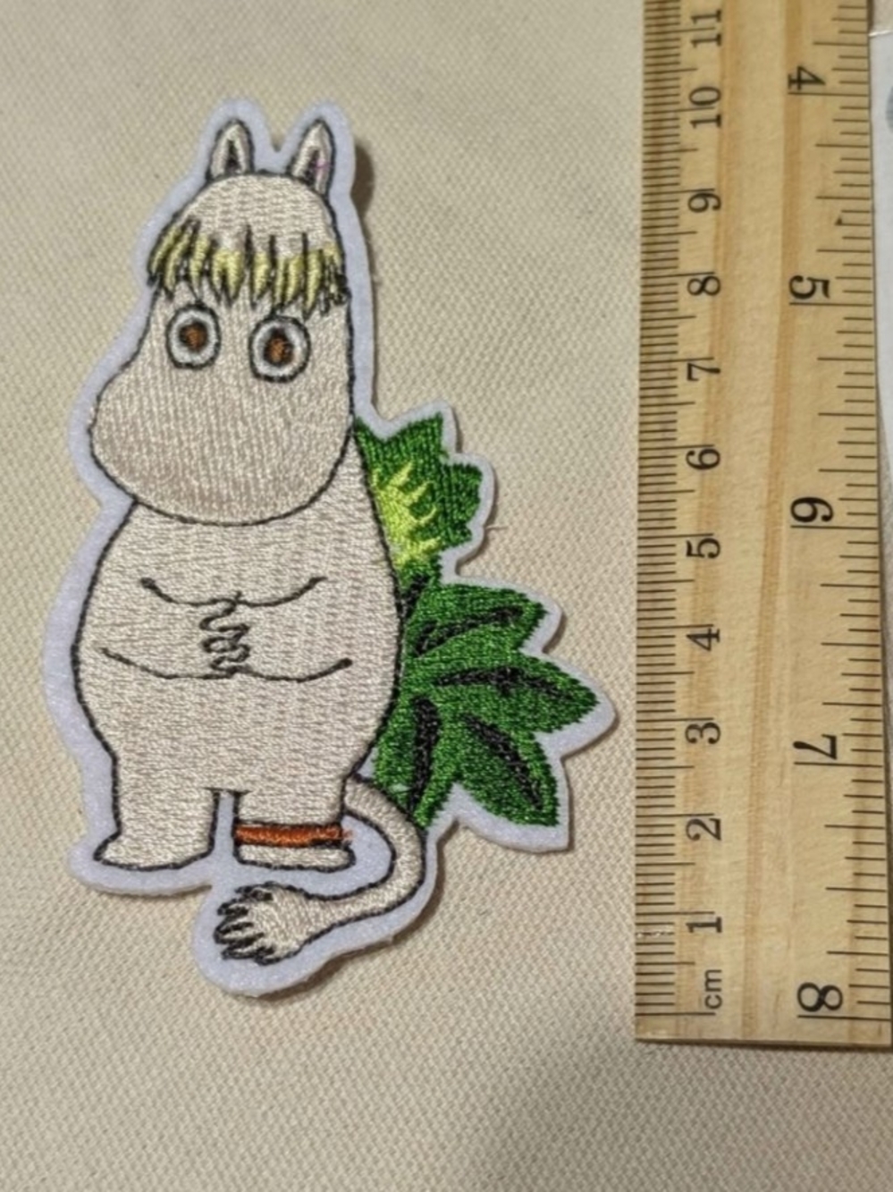 Snorkmaiden Moomin Embroidered Cat Patch with Green Leaf New Without Tag
